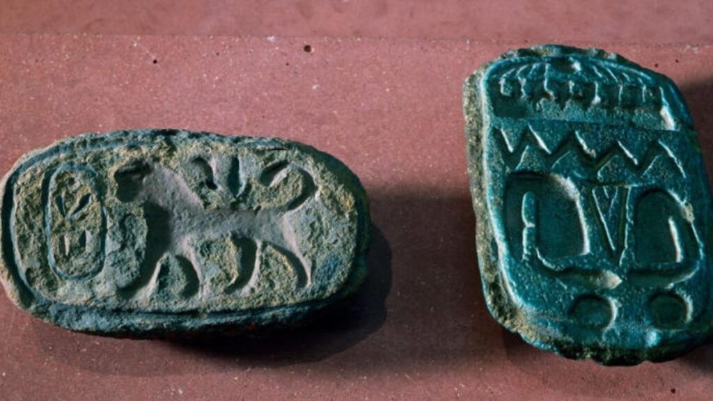 7500-Year-Old Stone Seal Unearthed